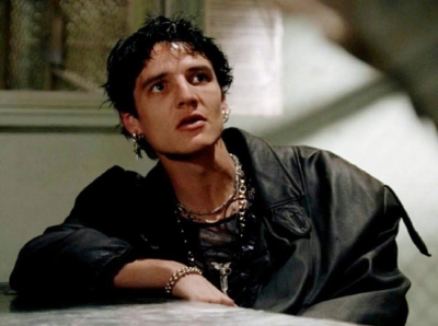 Pedro Pascal (NYPD Blue)